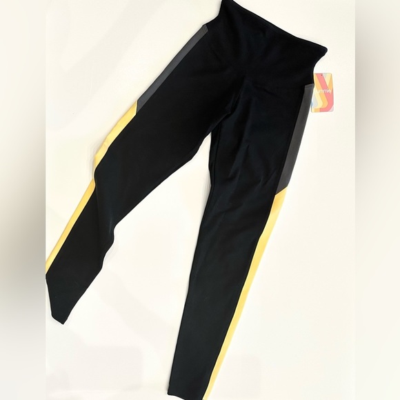 YUMMIE RACHEL SHAPING LEGGING WITH GRAY & YELLOW RACING STRIPE - COTTON STRETCH - Picture 6 of 9